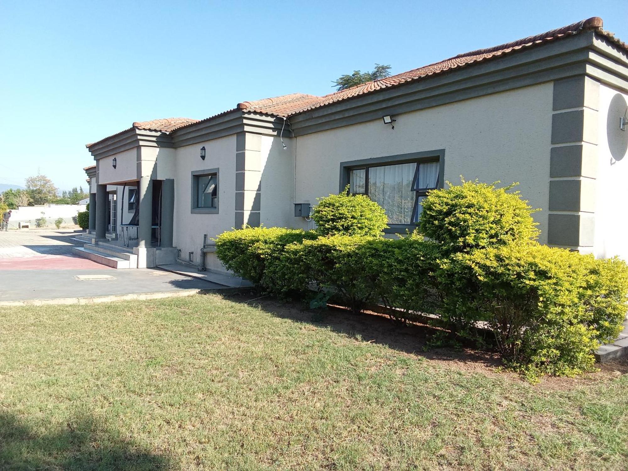 The Classic House B&B Manzini Bagian luar foto