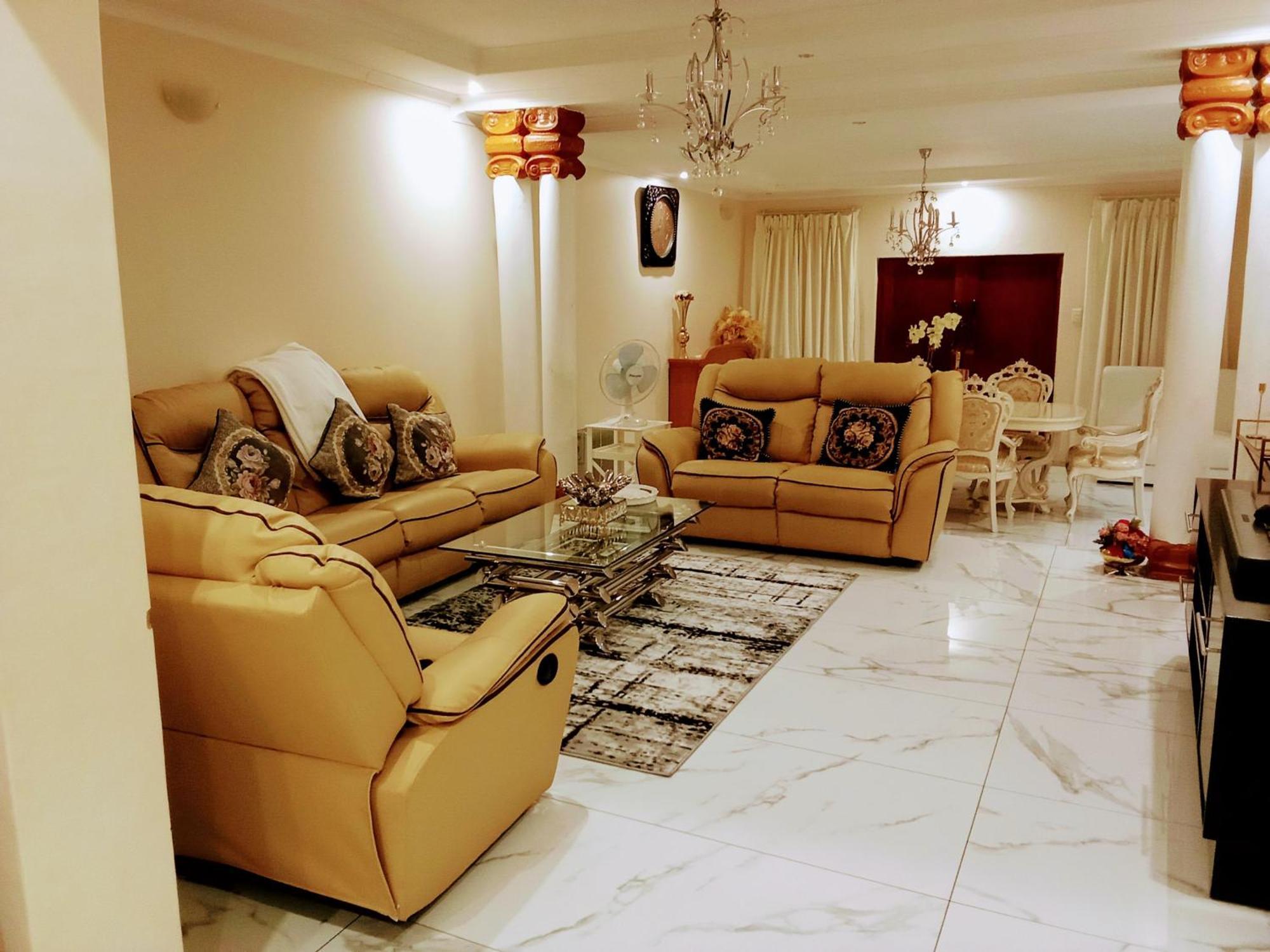 The Classic House B&B Manzini Bagian luar foto